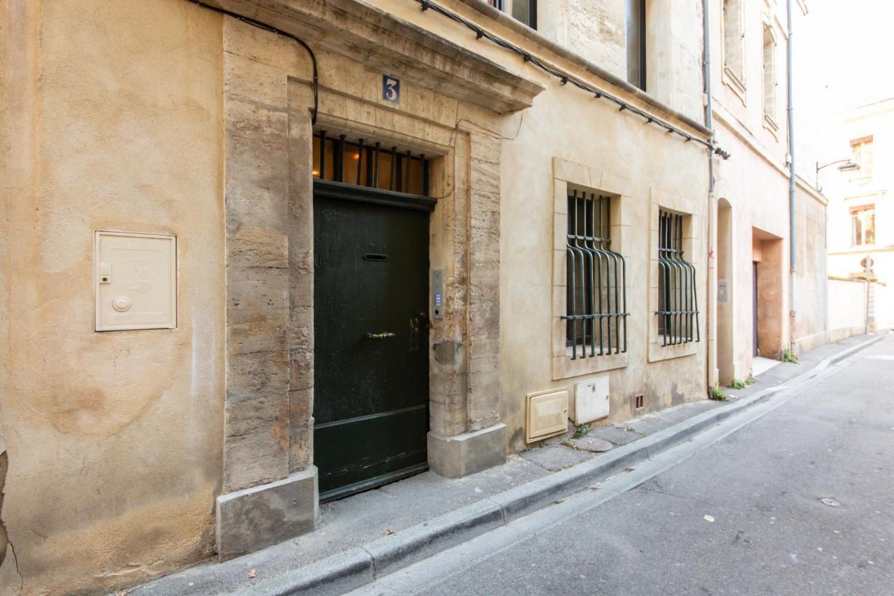 Le Logis Des Papes Daire Avinyon Dış mekan fotoğraf